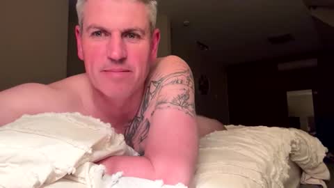 nick578320 online show from October 2025 04:09:02 PM