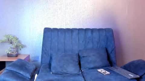 nick fenix online show from October 2025 07:08:01 AM