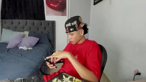 nick_master2 online show from April 2026 04:32:01 AM