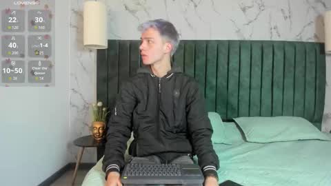 Nick  online show from February 2026 12:12:01 PM