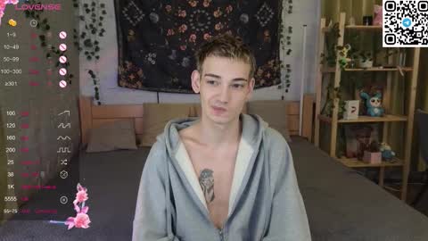 Snapshot of nick_win chatting on November 2025 11:38:02 PM Nick online show from November 2025 11:38:02 PM