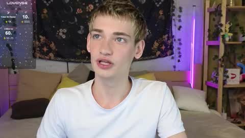 Snapshot of nick_win chatting on November 2025 07:15:01 PM Nick online show from November 2025 07:15:01 PM