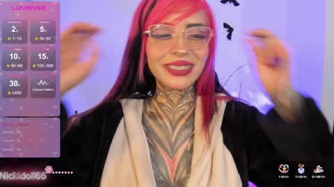 Snapshot of nicki_1 chatting on October 2025 06:32:02 AM   Help me reach 100 thumbs up online show from October 2025 06:32:02 AM