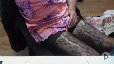 Snapshot of nickibabe1980 chatting on June 2026 04:33:01 PM nickibabe1980 online show from June 2026 04:33:01 PM