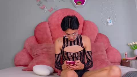 Snapshot of nickifox__ chatting on September 2025 02:55:02 AM NICKI FOX online show from September 2025 02:55:02 AM