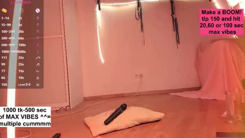 Karolina online show from November 2025 09:03:01 AM