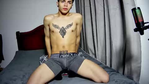 Snapshot of nickiki666 chatting on March 2026 03:05:01 PM nicki online show from March 2026 03:05:01 PM