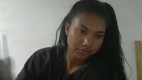 Snapshot of nickiqqyuu chatting on April 2026 09:04:01 AM nickiqqyuu online show from April 2026 09:04:01 AM