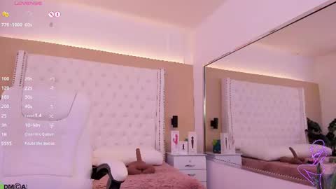 Snapshot of nickky_thompson chatting on July 2026 01:41:02 PM nickky online show from July 2026 01:41:02 PM