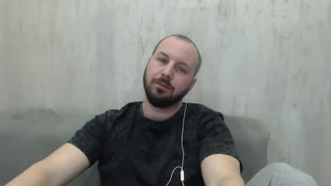 Snapshot of nickolas22 chatting on March 2026 11:21:02 PM Julian online show from March 2026 11:21:02 PM