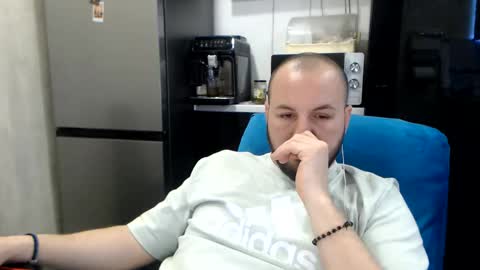 Snapshot of nickolas22 chatting on March 2026 11:09:01 PM Julian online show from March 2026 11:09:01 PM