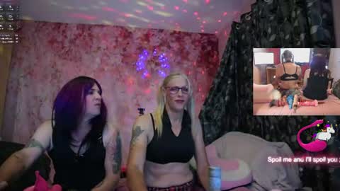 Snapshot of nicktu52 chatting on July 2026 11:42:02 PM nicktuuk online show from July 2026 11:42:02 PM