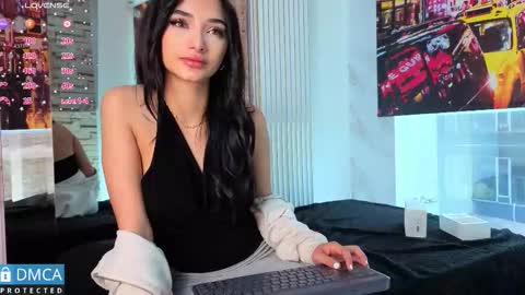 Snapshot of nicky_1824 chatting on September 2025 07:40:02 PM NICKY online show from September 2025 07:40:02 PM