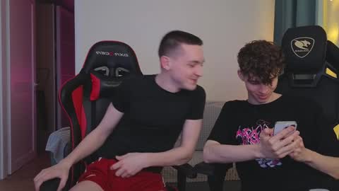 Nicki  Danny online show from February 2025 05:16:01 PM