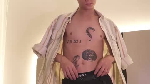 Nicky Neal online show from November 2025 03:28:02 AM