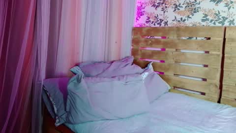 nicky_oli online show from February 2025 01:16:02 PM