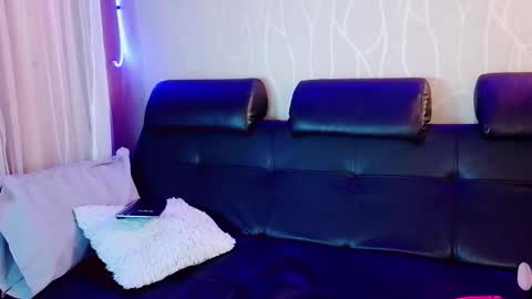 nicky_oli online show from March 2025 03:37:01 PM