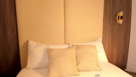 Nicky  online show from February 2026 02:45:01 AM