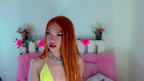 Snapshot of nickynoa chatting on January 2025 10:18:01 PM Nicky online show from January 2025 10:18:01 PM