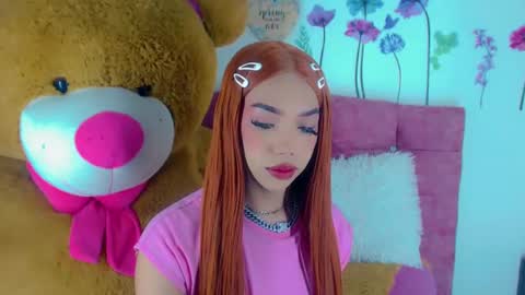 Snapshot of nickynoa chatting on February 2025 09:18:01 PM Nicky online show from February 2025 09:18:01 PM