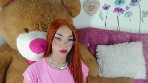 Snapshot of nickynoa chatting on February 2025 12:52:02 AM Nicky online show from February 2025 12:52:02 AM