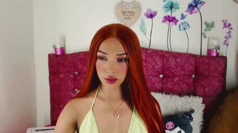 Snapshot of nickynoa chatting on February 2025 12:30:02 AM Nicky online show from February 2025 12:30:02 AM