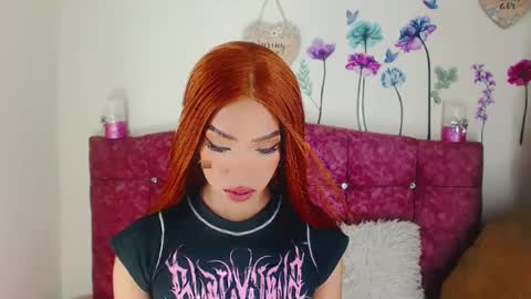 Snapshot of nickynoa chatting on February 2025 09:35:02 PM Nicky online show from February 2025 09:35:02 PM