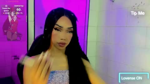 Snapshot of nickynoa chatting on September 2025 03:39:02 AM Nicky online show from September 2025 03:39:02 AM