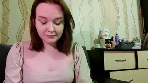 Snapshot of nickypothoven chatting on May 2026 09:52:02 PM Tess online show from May 2026 09:52:02 PM