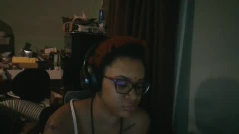 nickythehawtie online show from February 2026 01:09:01 AM