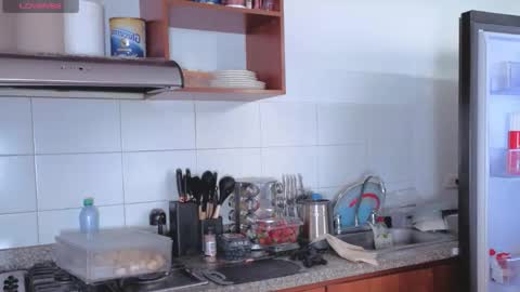 Nicky online show from September 2025 04:23:02 PM