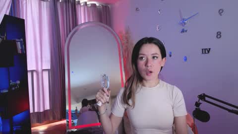 Nicky online show from October 2025 05:46:01 PM