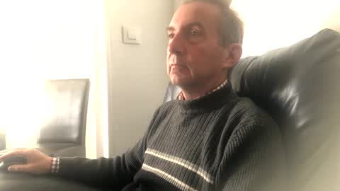 Nico online show from November 2025 12:05:02 PM