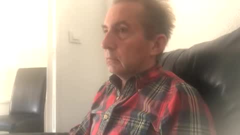 Nico online show from November 2025 01:00:02 PM