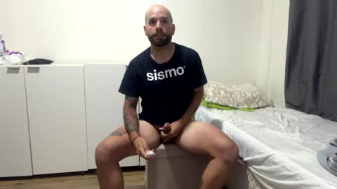 nicolas online show from January 2025 03:07:01 AM