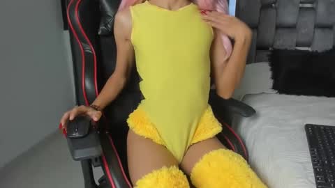 Nicols online show from December 2024 04:09:01 AM