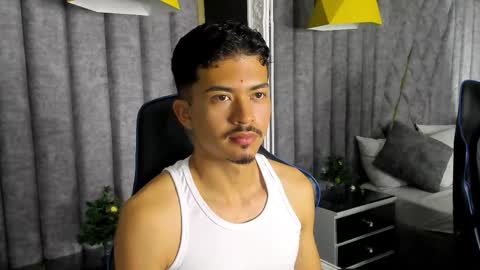 Nicolai online show from December 2025 12:44:02 PM