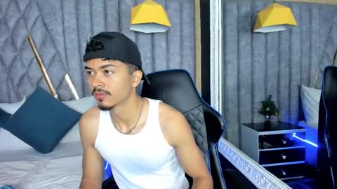 Nicolai online show from January 2026 02:41:01 PM