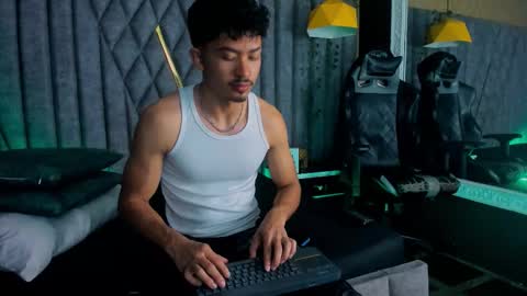 Nicolai online show from February 2026 12:14:01 PM