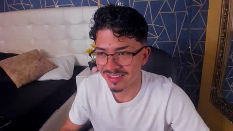 Nicolai online show from March 2026 07:19:01 PM