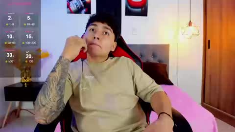 nicolas_james_sc online show from September 2025 03:00:02 PM