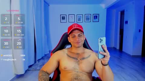 nicolas_montoya online show from November 2025 04:12:02 AM