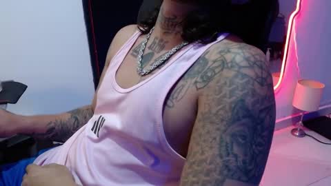 nicolas online show from December 2024 06:37:01 AM