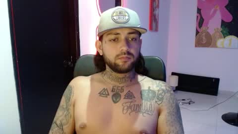 nicolas online show from December 2024 03:47:01 AM