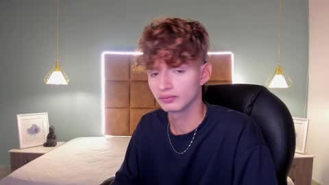 nicolasferrer18 online show from November 2025 07:30:01 PM