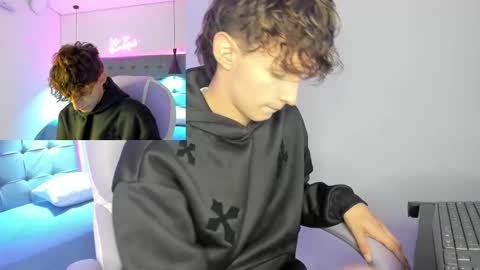 nicolasferrer18 online show from December 2025 07:31:01 PM