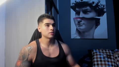 Snapshot of nicolasmuscle chatting on April 2026 05:59:01 PM Andres online show from April 2026 05:59:01 PM