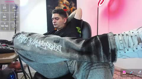 Snapshot of nicolass_fellener chatting on November 2025 05:20:02 AM Nicolas Fellener online show from November 2025 05:20:02 AM