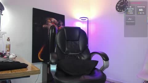 Snapshot of nicolass_fellener chatting on November 2025 04:12:02 AM Nicolas Fellener online show from November 2025 04:12:02 AM