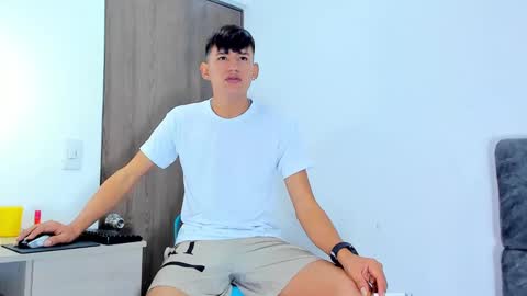 Snapshot of nicolastorres__ chatting on November 2025 07:30:02 AM nicolastorres__ online show from November 2025 07:30:02 AM